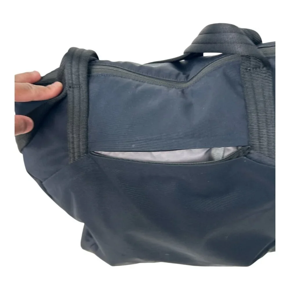 Columbia Sportswear Unisex Tote/ Duffel Back Navy Outdoor Gym Travel Hiking Golf